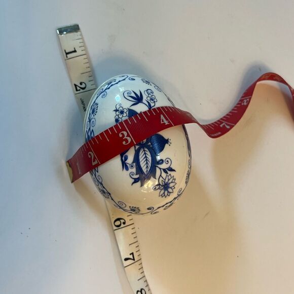 Vienna Woods Fine Bone China Trinket Box - Picture 11 of 11